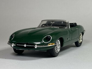 ジャガー Jaguar E-Type 1961 1/43 - デルプラド delprado