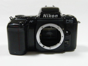 ◎ ニコン Nikon F-601 QUARTZ DATA ボディ フィルム一眼カメラ