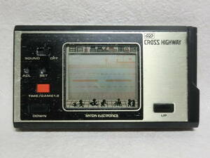 [N7124-g6005] used junk : Game & Watch / Bandai GD Cross highway / operation not yet verification / CROSS HIGHWAY