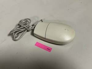 ① Apple Desktop Bus Mouse II M2706 バス マウス 　昔のMacintosh用