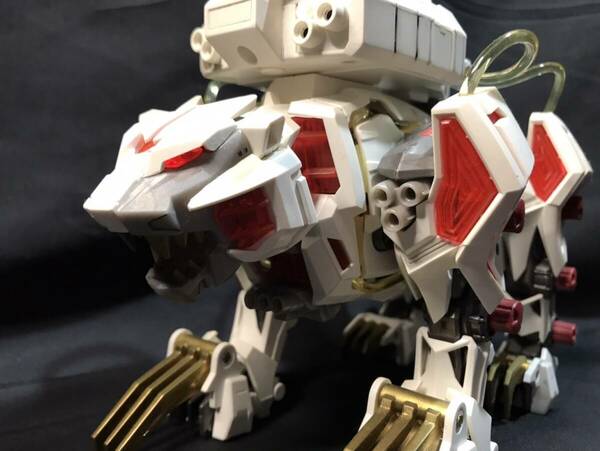 ★送料無料★【 ZOIDS 】機獣創世記 ゾイドジェネシス GZ-008 ソウルタイガー 1/27スケール TOMY トミー フィギュア プラモデル