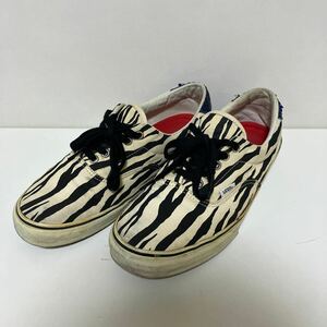 VANS スニーカー ゼブラ　PUMA CONVERSE コンバース supreme