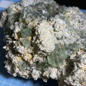 大型標本 国産鉱物 蛍石 フローライト 栃木県 天然石 原石 岩石 鉱石 鉱物標本 パワーストーンの画像6