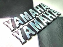 YAMAHA タンクエンブレム 2枚 set シルバー 検/ XJ400 XJ400D XJ550 RZ250 RZ350 SR400 旧車 貴重 カスタム マーシャル シビエ CIBIE_画像2