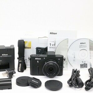 ●○【総シャッター数5000回以下・元箱付】Nikon 1 V1 薄型レンズキット ミラーレス 一眼カメラ ニコン○●020631001m○●の画像1