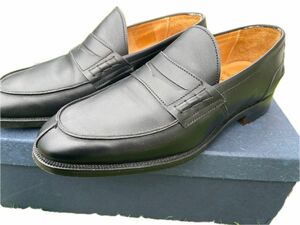 【送料無料】英国製 Tricker's/トリッカーズ BLACK CALF 品番3227Fit.8.5 27cm相応 ローファー