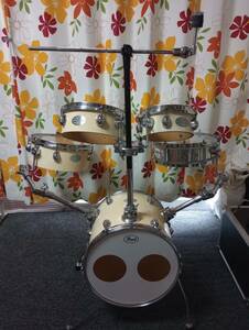 【中古／送料安い！】Pearl RHYTHM TRAVELER リズムトラベラー シェルキット おまけ付