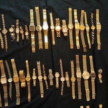 ゴールドカラー腕時計 100本 金色 宝石宝飾ストーン アクセサリー まとめて メンズレディース腕時計 大量 セット kg本点個 ジャンク H01_画像3