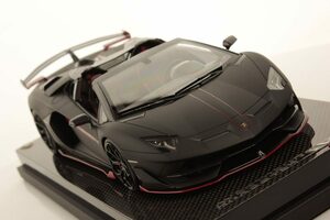 ★赤字即決！世界で１台！最高級カーボン台座！MR 1/18 Aventador SVJ カーボン黒／赤ライン 付属品完備 高級感の極み！送料無料 新品