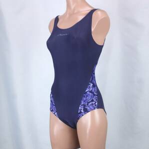 U8087★arena アリーナ デサント 水着 レディース ワンピース 水泳 Mサイズ 競泳 女子 ネイビー パープル スイムウェア スイミング プールの画像1