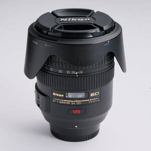Nikon ニコン AF-S 24-120mm f3.5-5.6G ED VR　フォーカスリング難あり（撮影には問題なし）