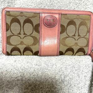 COACH 長財布 中古 使用感ありに付きお安く出品中