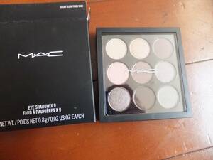  unused goods!M.A.C Mac. eyeshadow set!