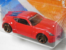 HOT WHEELS / ニッサン 350Z (2011 #112/白) + ニッサン 370Z (2011 #143/赤) 開封用２台セット_画像7