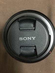 SONY FE 2.8/24G 0.24m/0.79ft lens 