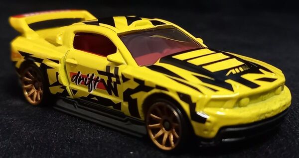 ホットウィール マスタング