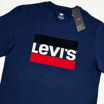 ■Levi's/リーバイス・ロゴプリントTシャツ・ネイビーL新品B■_画像3