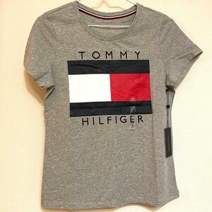  Tommy Hilfiger футболка серый . большой Logo трехцветный S размер 