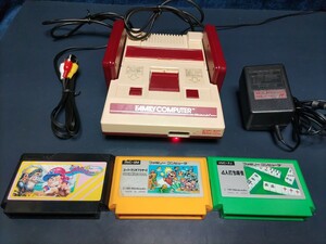 任天堂 AV仕様ファミコン ファミコン 前期 すぐ遊べるセット 縦縞対策 純正アダプタ ソフト3本 マリオ スイッチオンで光る FC