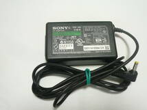 SONY ソニー ACアダプター PSP-100 　5V 　2000mA★動作未確認　F3233_画像1