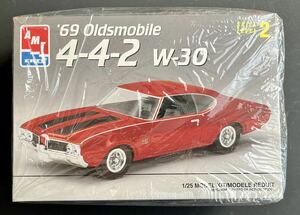 AMT 　'69 オールズモビル　'69 Oldsmobile 4-4-2 w-30