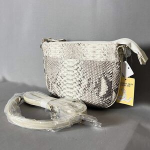 *1 jpy start * new goods unused diamond python snake leather 2way shoulder bag handbag himalaya vanilla exotic leather B67.