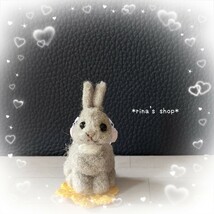 *rina's shop*5cmネザーランドドワーフ グレーうさぎさん*ハンドメイド*羊毛フェルト*ブライス*ペットロス*インテリア*ミニチュア*雑貨_画像4