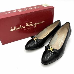 ＊ 良品 箱付き イタリア製 '高級婦人靴' Salvatore Ferragamo サルヴァトーレフェラガモ 本革 ガンチーニ ヒール / パンプス 5.5C 22.5cm