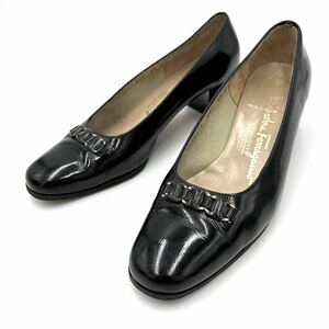 J * Сделано в Италии «Роскошные женские туфли» Сальваторе Феррагамо подлинная кожаная каблука / насосы 6.5c 23.5см