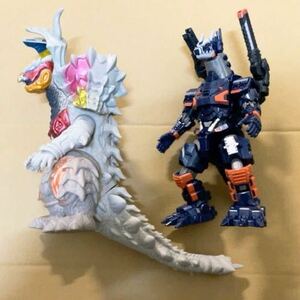 ウルトラマンブレーザー　DXアースガロン　ウルトラ怪獣アドバンス　ニジカガチ　Mod.2ユニット