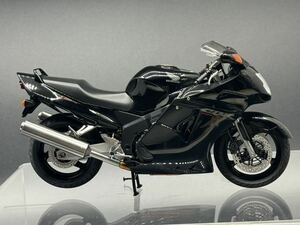 塗装済完成品　タミヤ　1/12ホンダ CBR1100XX スーパーブラックバード