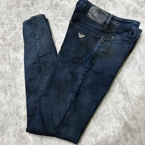 U @ 国内正規品 '高級感溢れる' ARMANI JEANS アルマーニ 高品質 インディゴ染め テーパードパンツ / ジーンズ 26 婦人服 ボトムス 古着