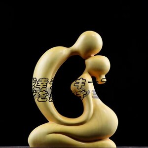 人気推薦★黄楊の木彫りの創作人物の現代のシンプルな木彫りの置物です