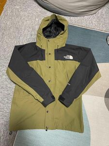 THE NORTH FACE マウンテンライトジャケット