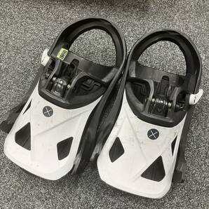 1円スタート Men's Burton X-Base Re:Flex Snowboard Binding W22JP-222841 白黒 Mサイズの画像1