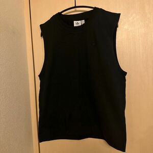  new goods! Adidas adidas no sleeve black size L lady's tank top cut and sewn 