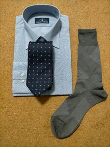 長袖 形態安定 ワイシャツ+ ネクタイ+ 靴下