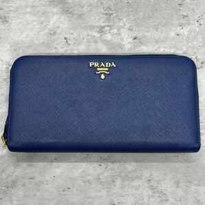 【未使用級】 PRADA プラダ 長財布 ラウンドファスナー 金ロゴ 型押し サフィアーノ レザー ブルー 青 メンズ レディース ビジネス 大容量の画像2