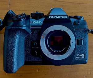 OLYMPUS OM-D E-M1 MarkIII 一眼 ミラーレス カメラ ボディ ブラック オリンパス 中古 