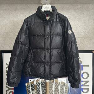 【即決/即納】MONCLER モンクレール ダウンジャケット ブラック 肩ワッペン 