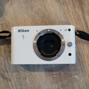 ニコン　Nikon１ J1