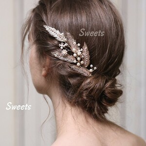  wedding hair accessory wedding front .. leaf head dress comb Gold hair ornament pearl on goods party go in . type graduation ceremony 