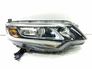 ホンダ　フリード　ハイブリッド　GB5/6　純正　右　LED　ヘッドライト　STANLEY W2172　刻印J6　（Y568）