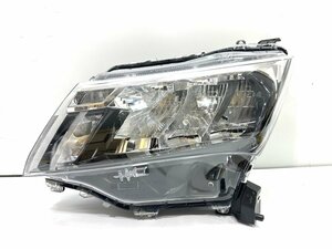 トヨタ　ルーミー　M900A　純正　左　LED　ヘッドライト　STANLEY W6249　刻印N4　（84A-31）