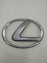 LEXUS レクサス Lマーク リアエンブレム シルバーカーボン調純正加工品 90975-02079 IS GS RX_画像1