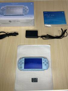 美品　PSP2000フェリシアブルー　メモリースティック充電器箱説付き　SONY ソニー プレイステーションポータブル 
