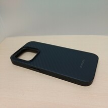 y031805fm 「PITAKA」iPhone 15 Pro 用 ケース 1500Dアラミド繊維 TPU一体 MagSafe対応 MagEZ Case Pro 4カーボン風 ワイヤレス充電対応_画像4