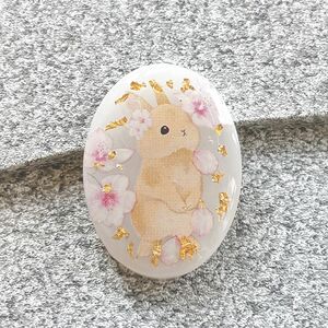 うさぎ　桜　レジン　ヘアゴム　ブローチ　ハンドメイド　プレゼント　春　目印に