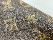 OUIS VUITTON ルイヴィトン モノグラム トゥルーストワレット28 M47522 ポーチ クラッチバッグ セカンドバッグ NO8909 【CCBC7004】_画像8