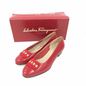 Salvatore Ferragamo　フェラガモ　ヴァラ　パンプス　823 DB 40416　サイズ8　箱付き【CCAL5068】